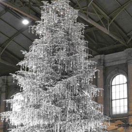 Stříbrný vánoční strom BeataVankova 