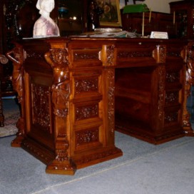 Originální starožitný nábytek