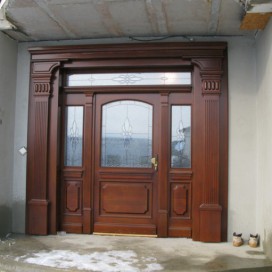 Dveře vchodové