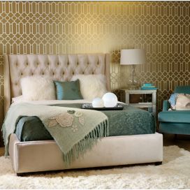 Wallcovering-from-Designers-Guild-and-Image-from-High-Fashion-Home.jpg