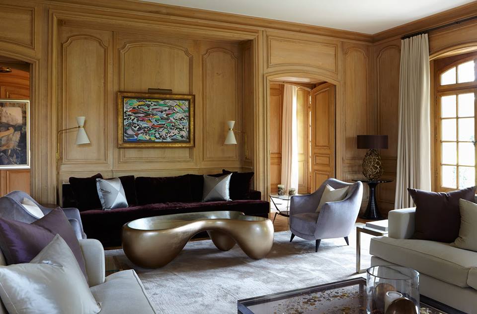 Dřevem obložený obývací pokoj - 