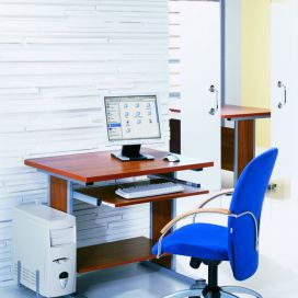 Počítačový stolek Komandor – výrobce vestavěných skříní a kvalitního nábytku na míru