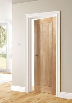 Přírodní dveře ze dřeva - 
