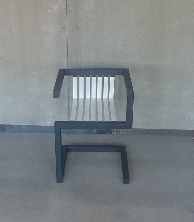 židle jinak02.jpg - KOHE nábytek 