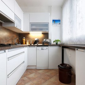 Elegantní paneláková kuchyně v Brně - 027 Kuchyňské studio Gabon