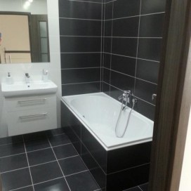 Koupelna 2NP v novostavbě ŘRD v Třebíči AZ-Kratochvíl