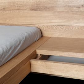 Vyroba na miru - postel z duboveho masivu